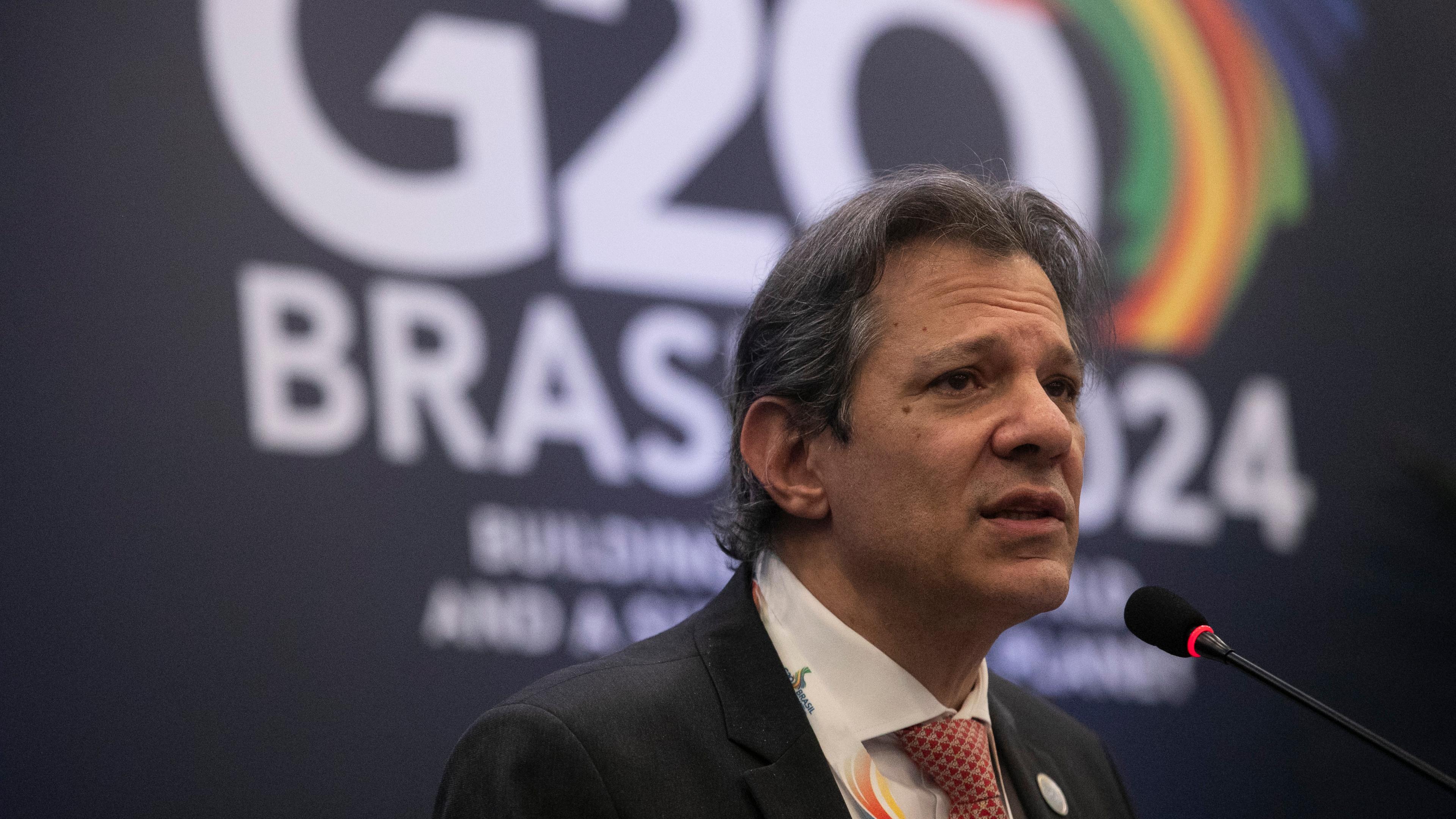 Brasiliens Finanzminister Fernando Haddad beim Gipfel der G20-Finanzminister in Rio de Janeiro.