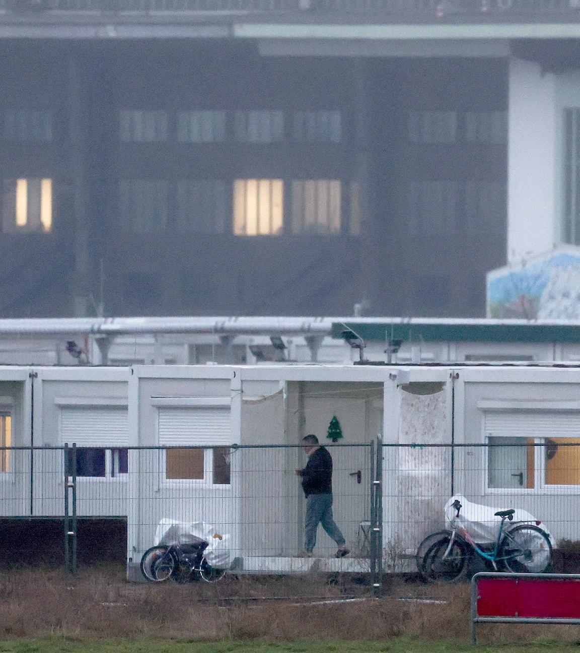 Container in Tempelhof für die Unterbringung von Migranten