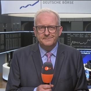 ZDF-Korrespondent Frank Bethmann an der Frankfurter Börse