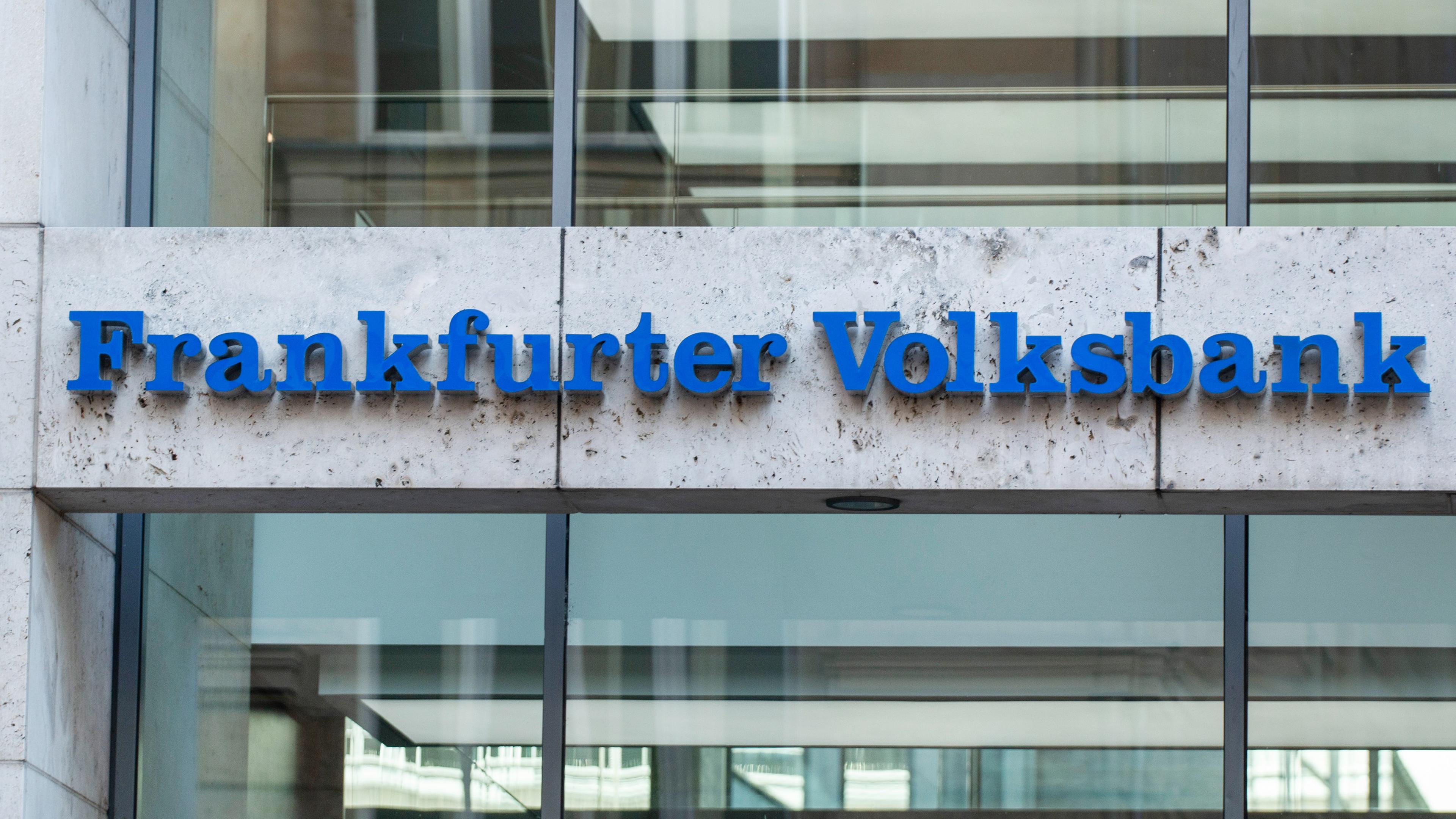 Volksbank Und Sparkasse Filialenzusammenlegung Noch 19 Zdfheute