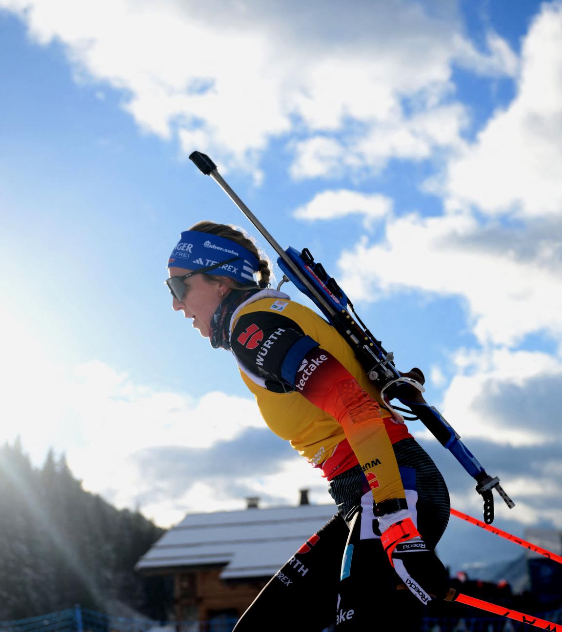 Franziska Preuß am 20.12.24 in Aktion in Annecy.