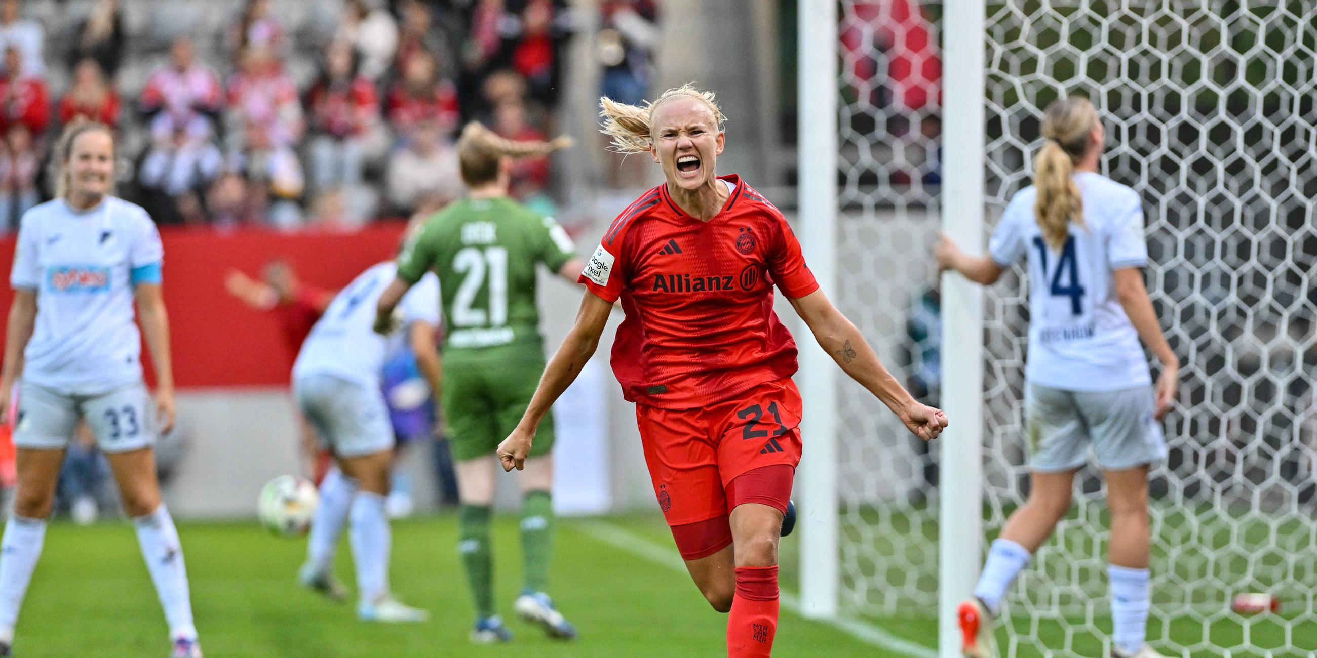 Frauen-Bundesliga; FC Bayern München Frauen - TSG 1899 Hoffenheim Frauen; 23.09.2024 Grenzenloser Jubel nach dem Treffer zum 2-1 für die FC Bayern Frauen durch Pernille Harder