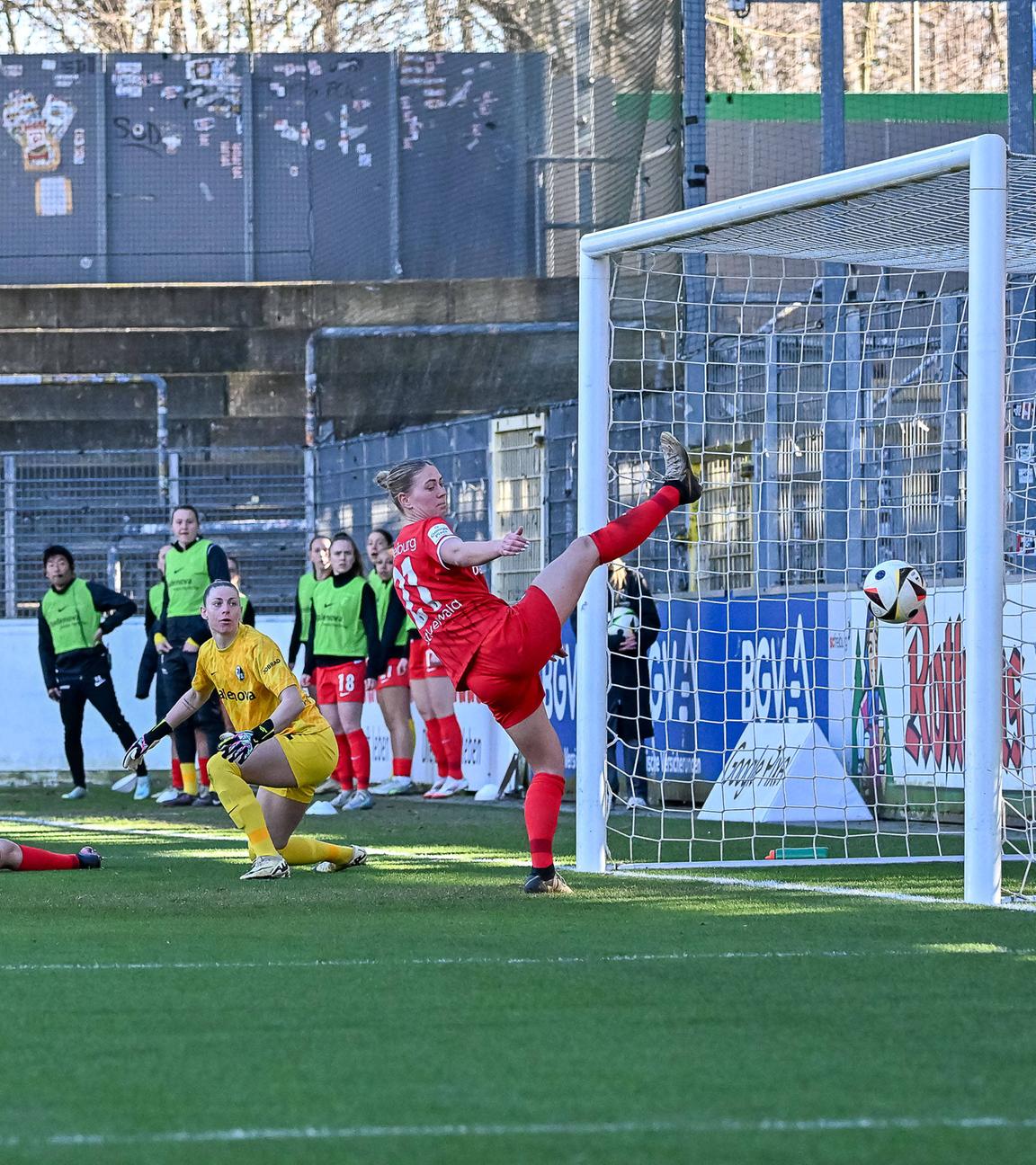 Tor zum 0:1 durch Leverkusens Selina Ostermeier am 26.01.2025.