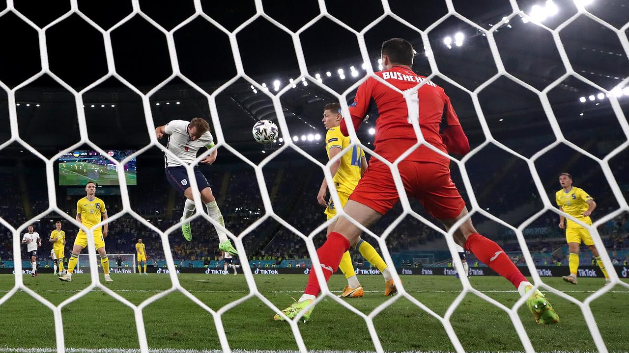 Die Viertelfinal-Tore von England und Dänemark | UEFA EURO ...