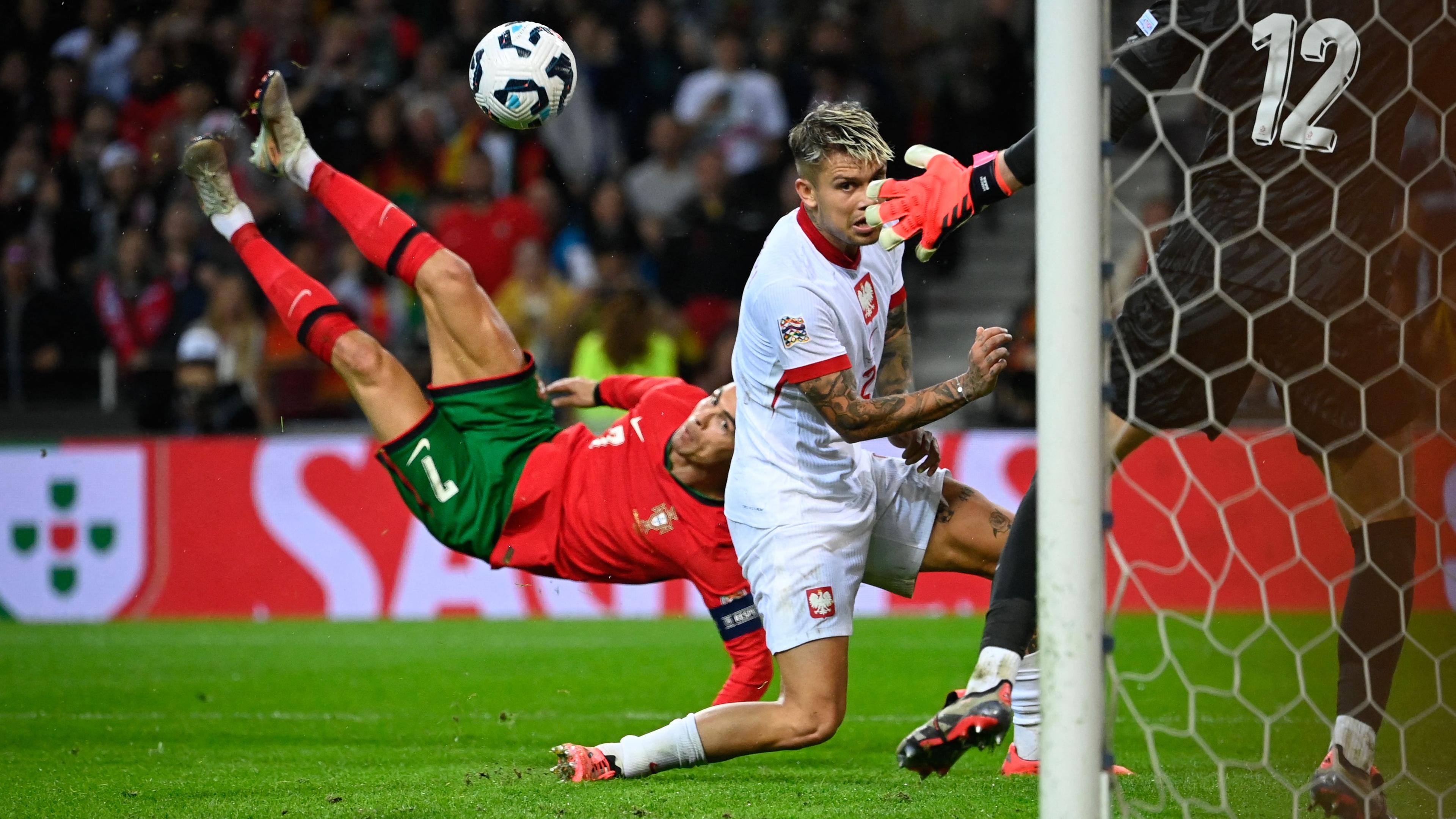 Fußball, Nations League: Portugal - Polen.