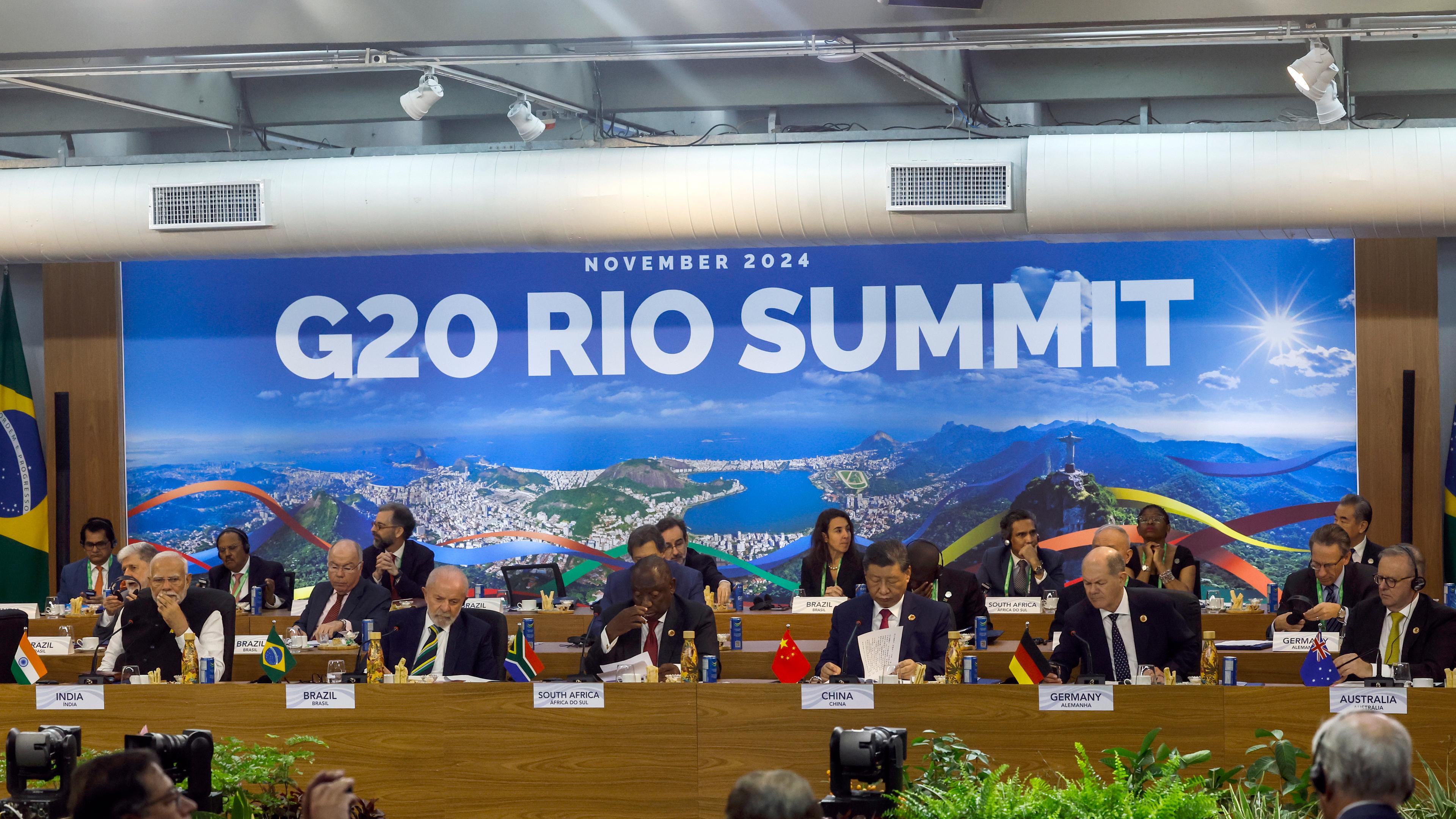 Staatsoberhäupter nehmen an der Eröffnung des G20-Gipfels in Rio de Janeiro teil