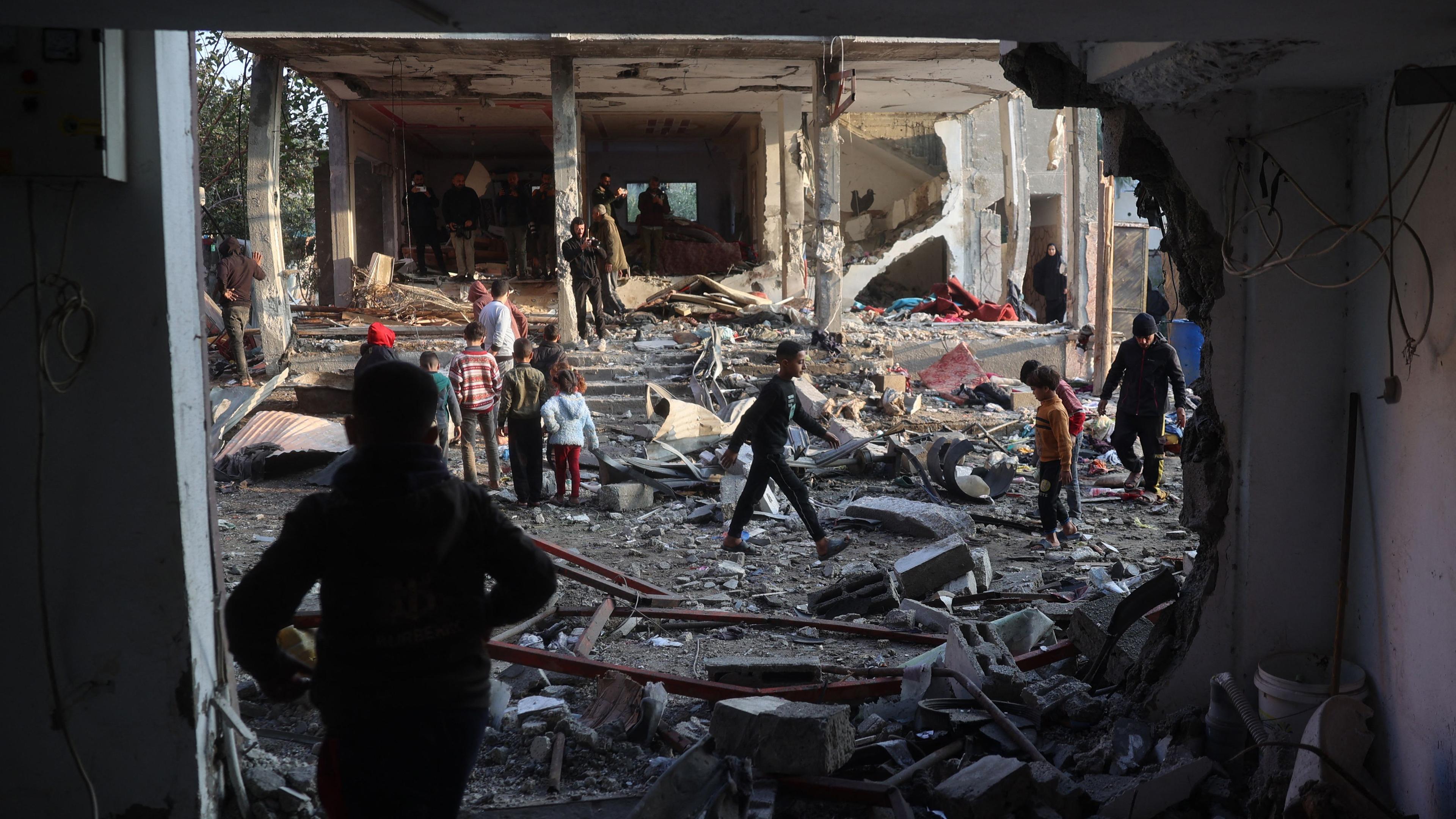 Zerstörtes Haus im Gazastreifen