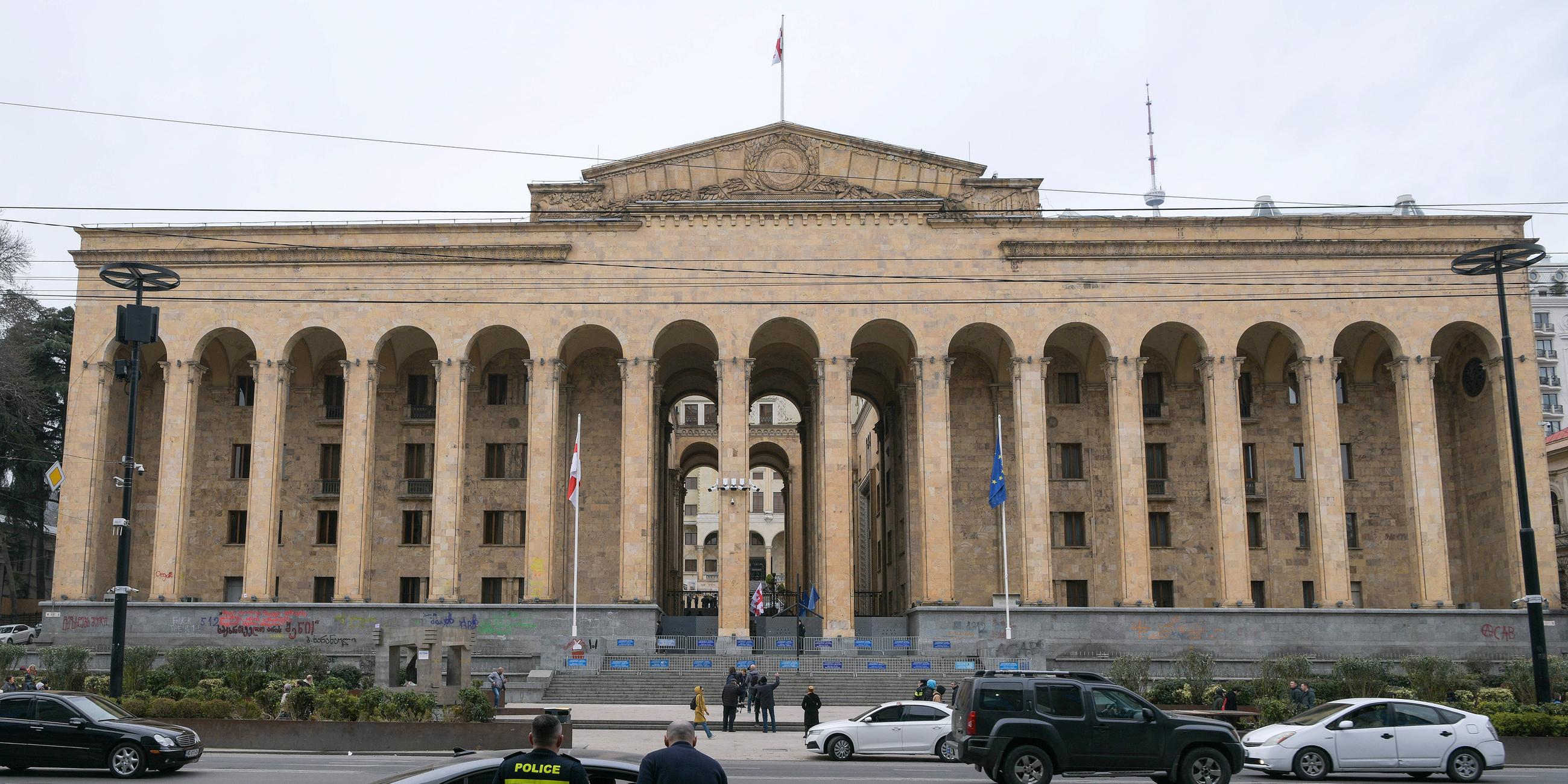 Georgisches Parlament in Tiflis, aufgenommen am 09.03.2023