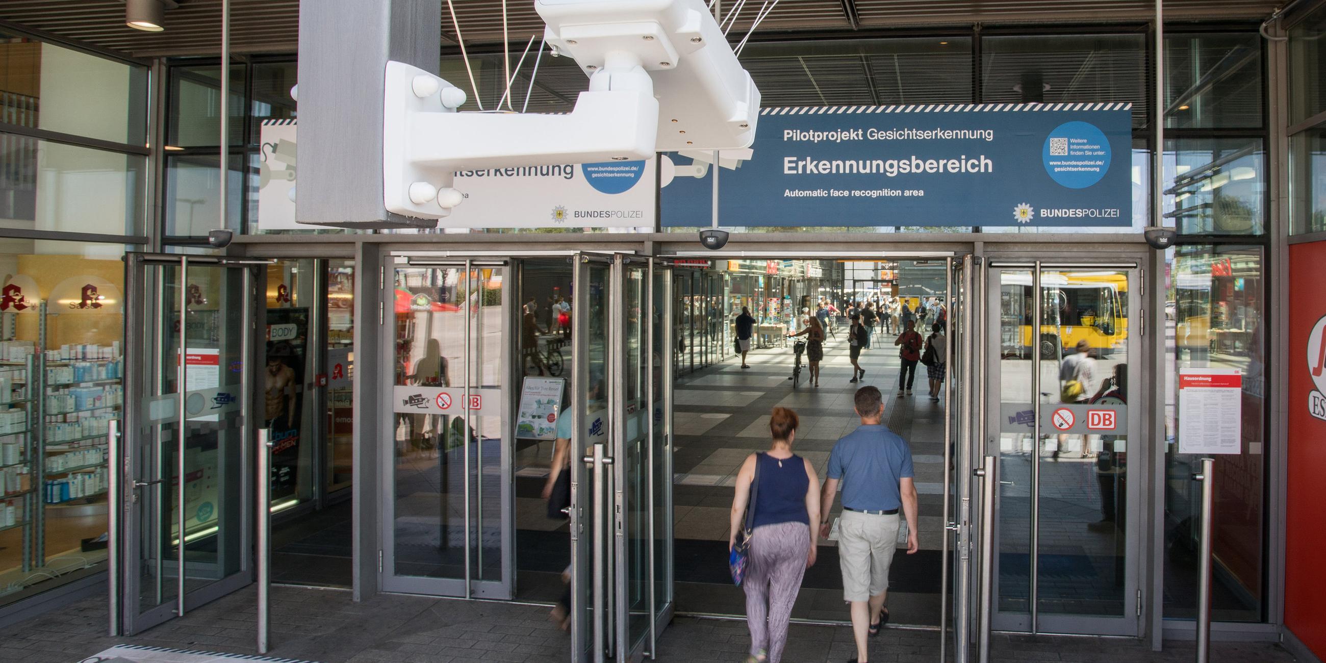 Erkennungsbereiche zur Gesichtserkennung am Bahnhof Südkreuz in Berlin