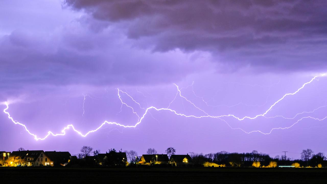 Böen Und Hagel: Weitere Unwetter über Deutschland Erwartet - ZDFheute