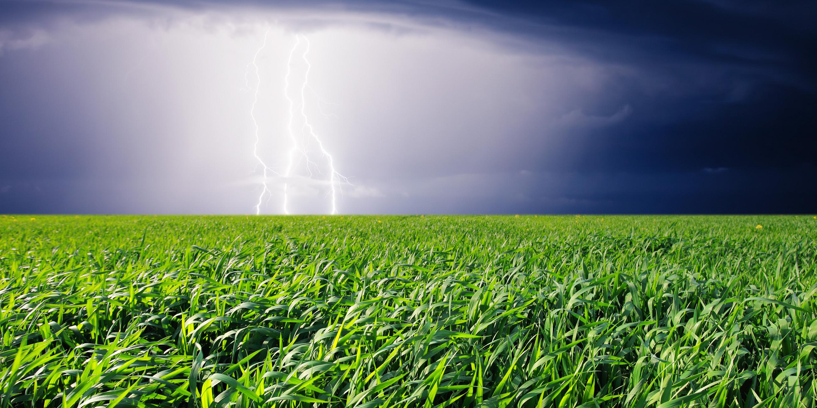 Gewitter über eine Feld