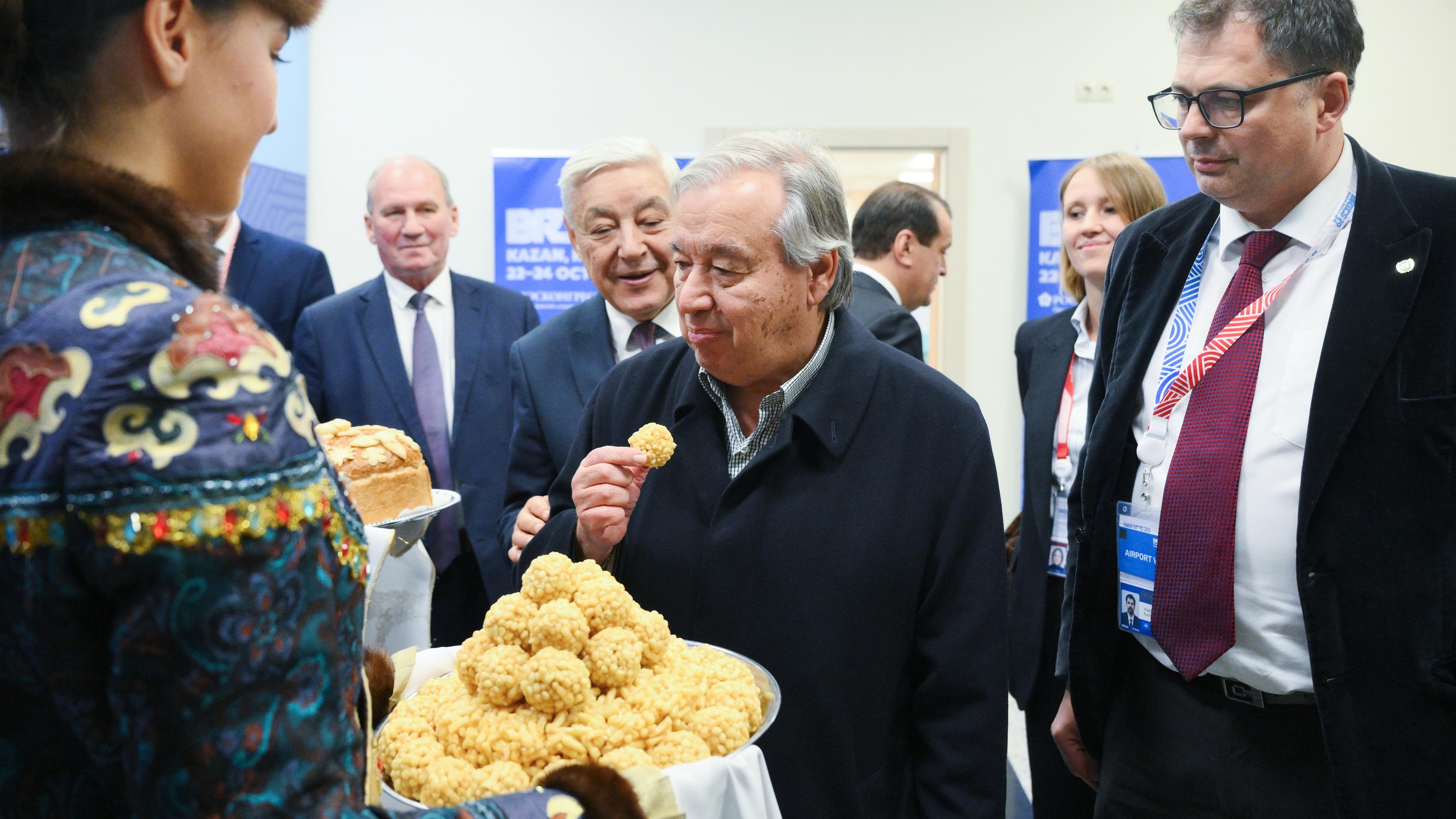 UN-Generalsekräter Guterres ist zu Gast beim BRICS-Gipfeltreffen in Kasan in Russland. 