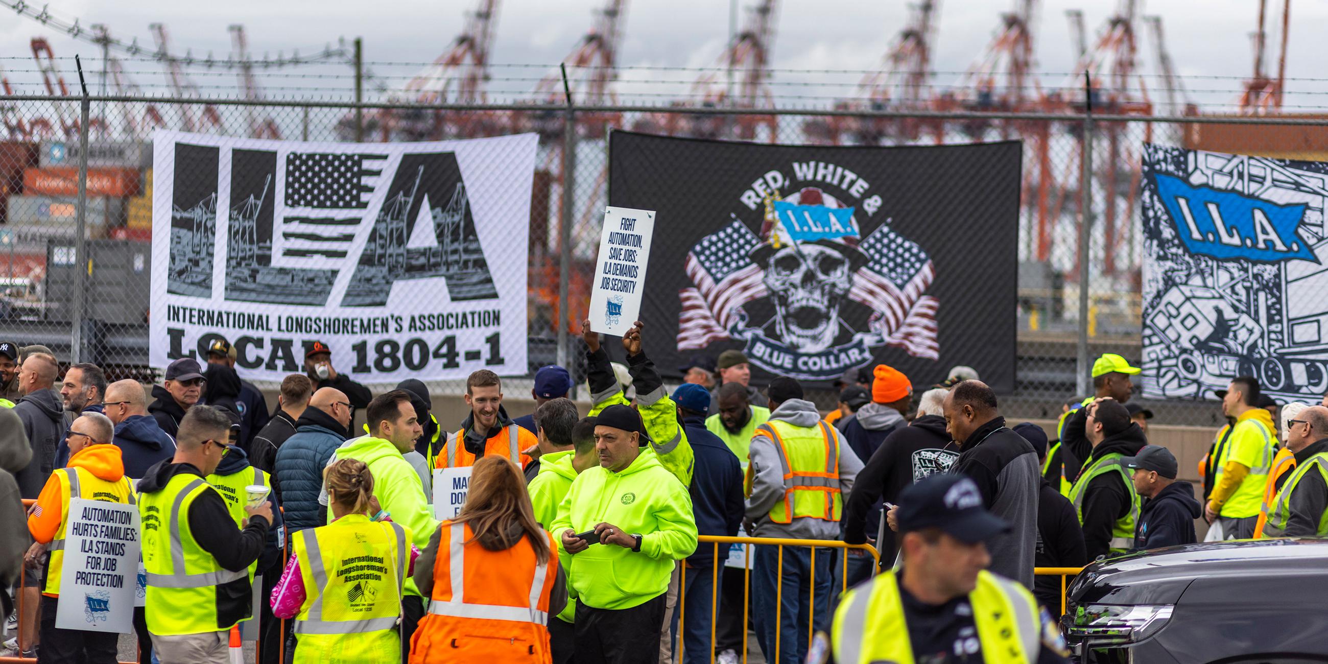 Hafenarbeiter an US-Ostküste im Streik