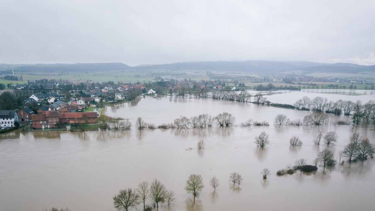 Weiter Angespannte Hochwasserlage - ZDFheute