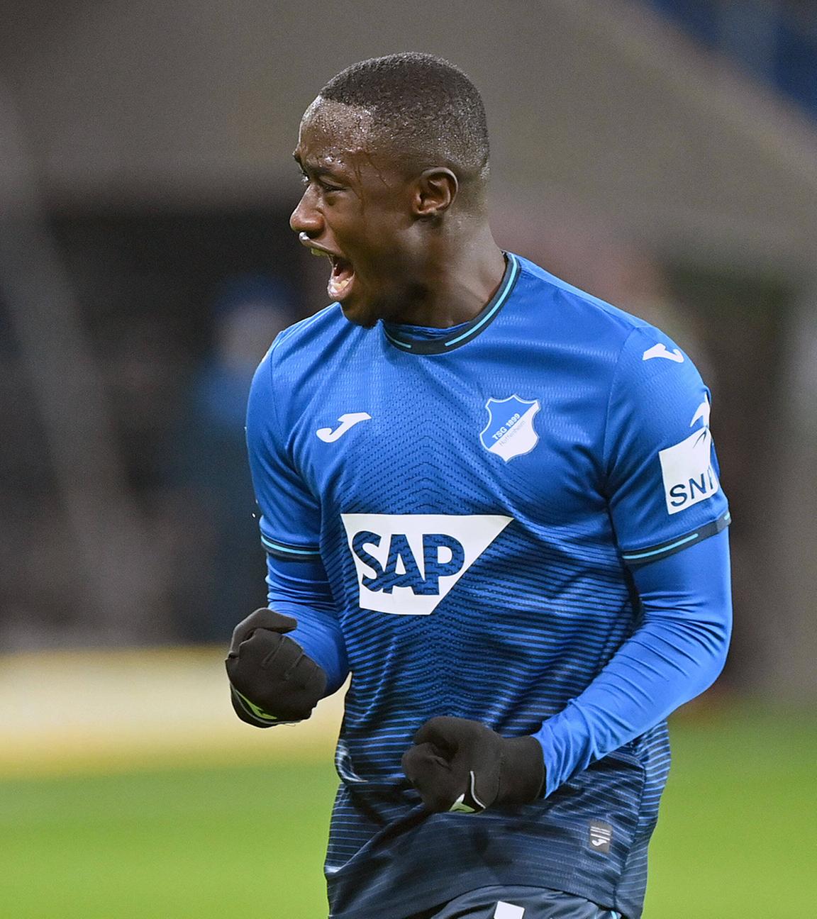 Diadie Samassekou (1899 Hoffenheim) jubelt nach seinem Tor zum 3:1 gegen die Eintracht Frankfurt.