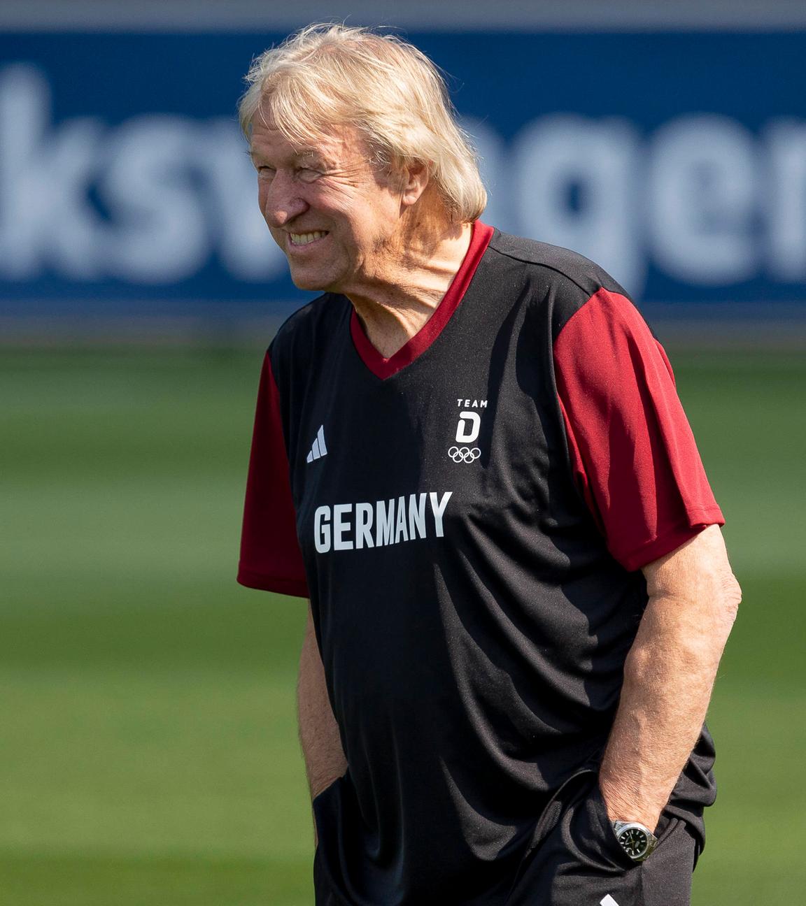 Horst Hrubesch, Trainer der DFB-Frauen-Nationalmannschaft