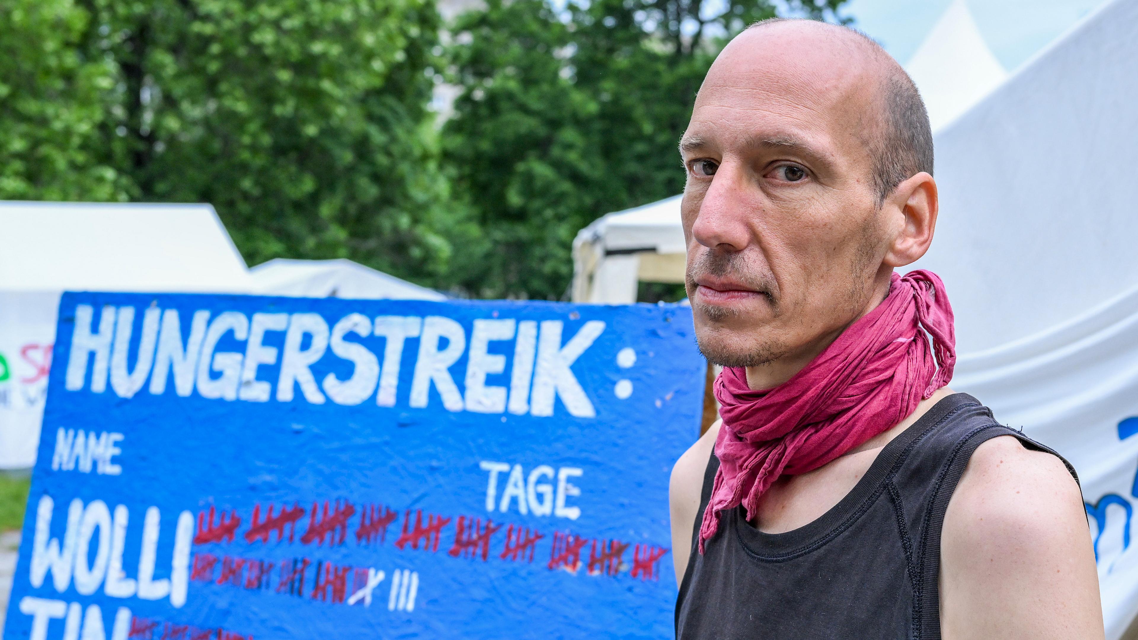 Der Klimaaktivist Wolfang Metzeler-Kick in Berlin, aufgenommen am 31.05.2024