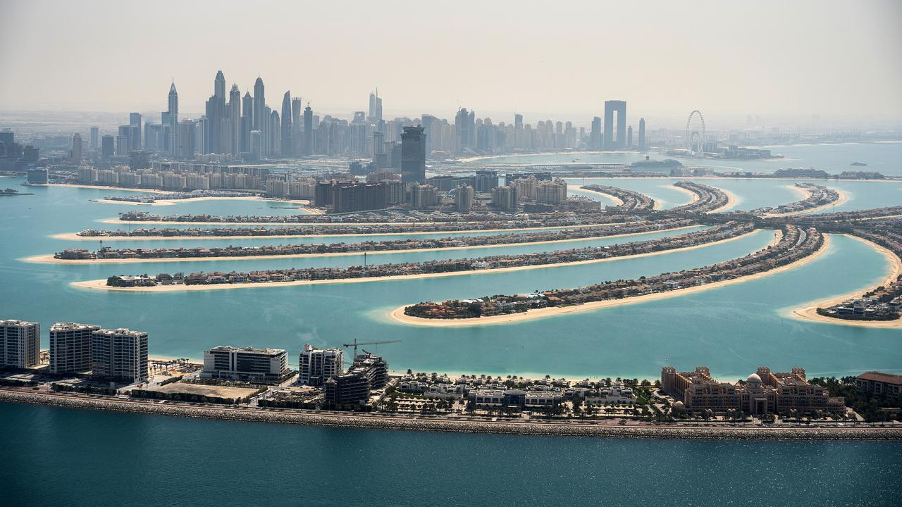 Die künstlich angelegte Insel Palm Jumeirah in Dubai, aufgenommen am 06.05.2024
