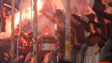 Zdfinfo - Inside Fankurve - Fans, Ultras, Hooligans