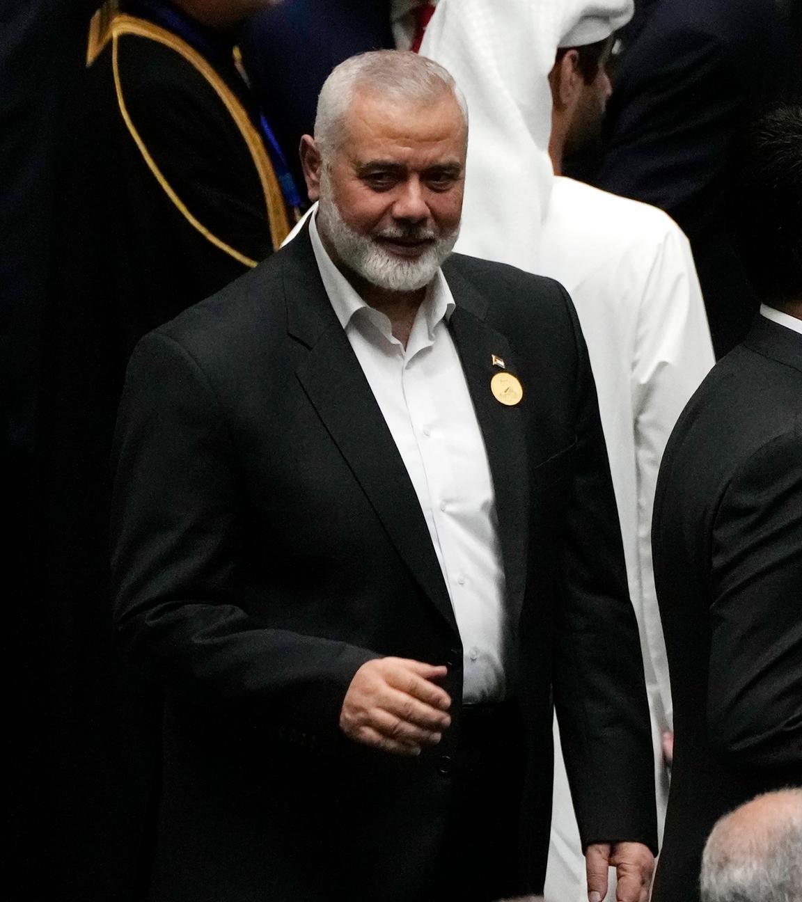 Hamas-Chef Ismail Hanija trifft im iranischen Parlament ein, um an der Vereidigungszeremonie des neu gewählten Präsidenten Pezeshkian teilzunehmen.