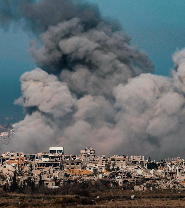 Rauchwolken über Gebiet in Gaza