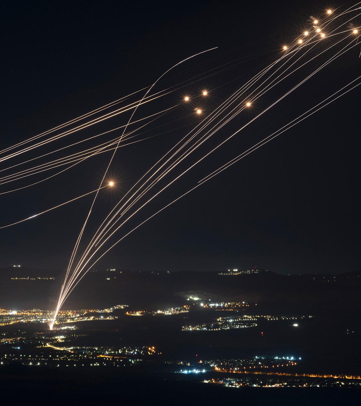 Israelisches Raketenabwehr feuert gegen Beschuss aus dem Libanon