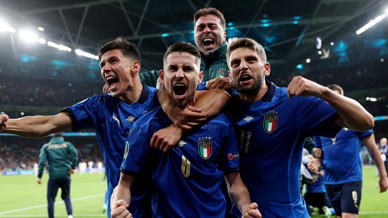 Fussball Em 2020 Italien Spanien 4 2 I E Zusammenfassung Zdfmediathek