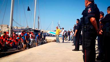 Rettungsschiff vor Lampedusa