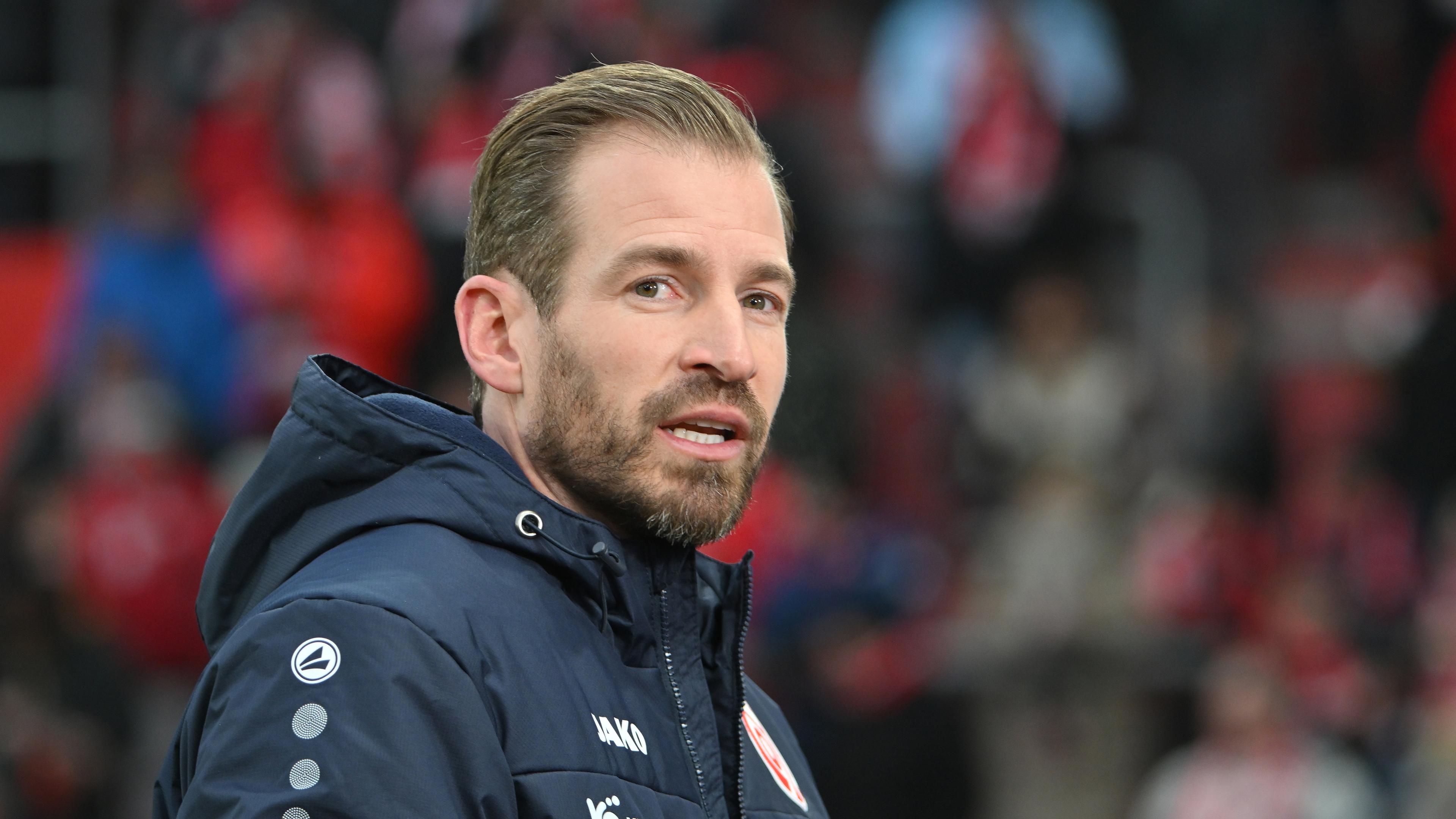 Bundesligist Zieht Reißleine: Mainz Entlässt Jan Siewert - ZDFheute