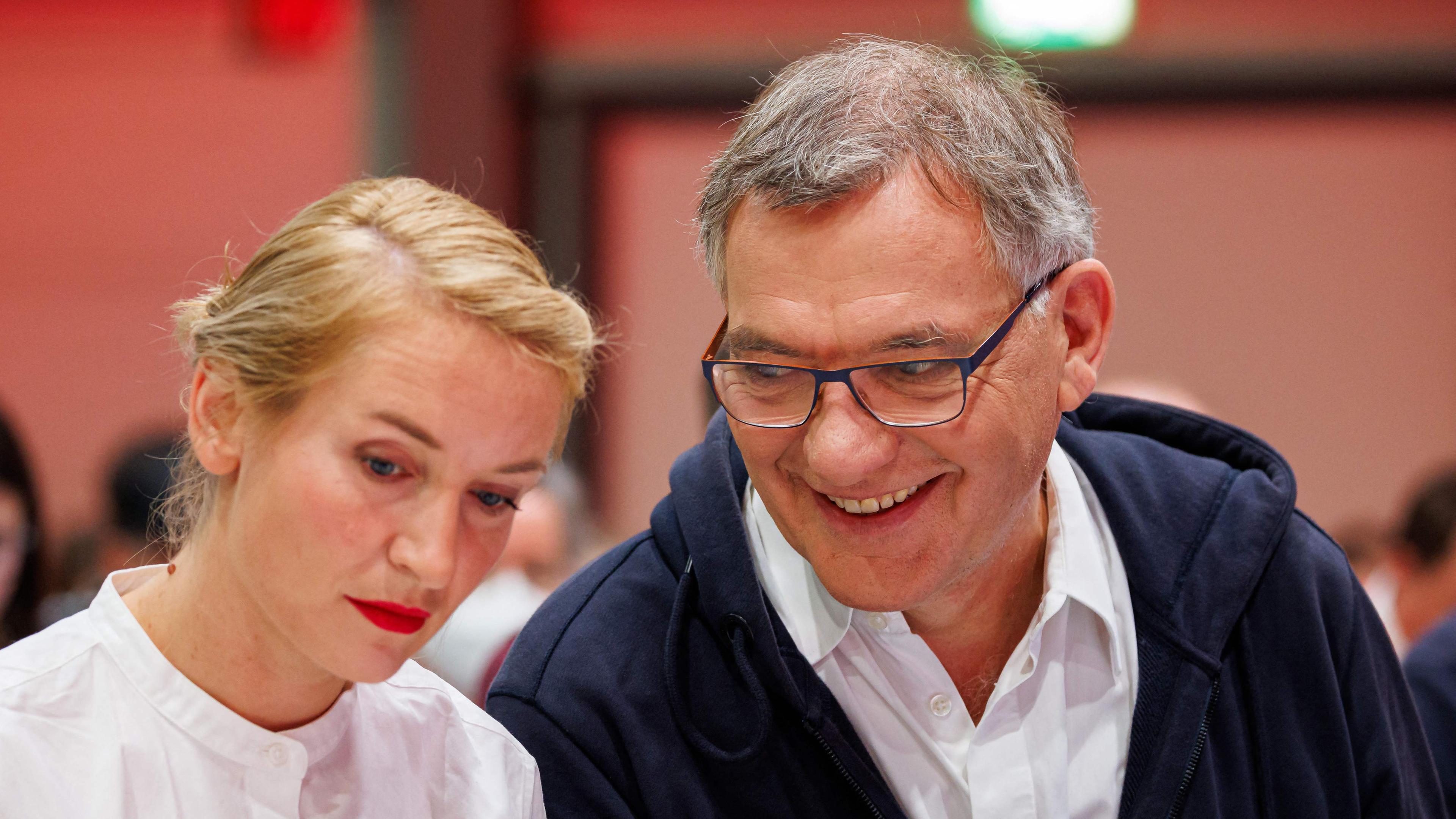 Jan van Aken und Ines Schwerdtner am 19.10.2024.