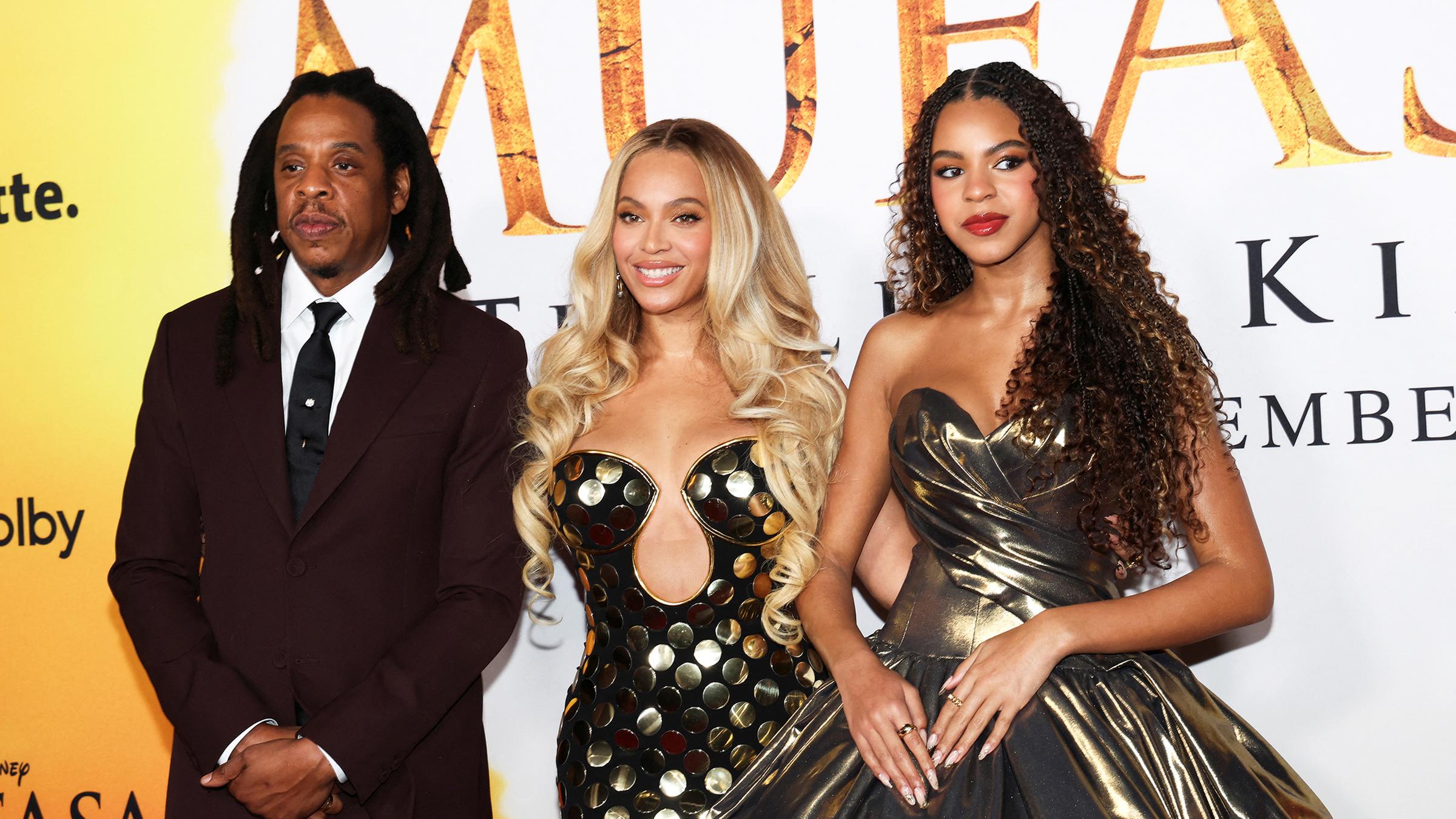 Jay-Z mit Beyoncé und Tochter Blue Ivy auf der Premiere von "Mufasa" in Hollywood. 