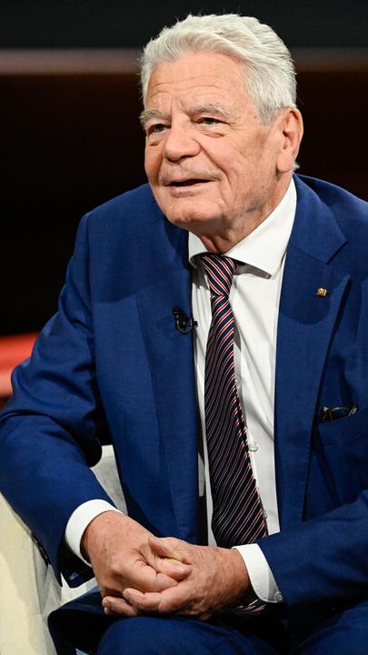 Der ehemalige Bundespräsident Joachim Gauck in der Sendung Markus Lanz