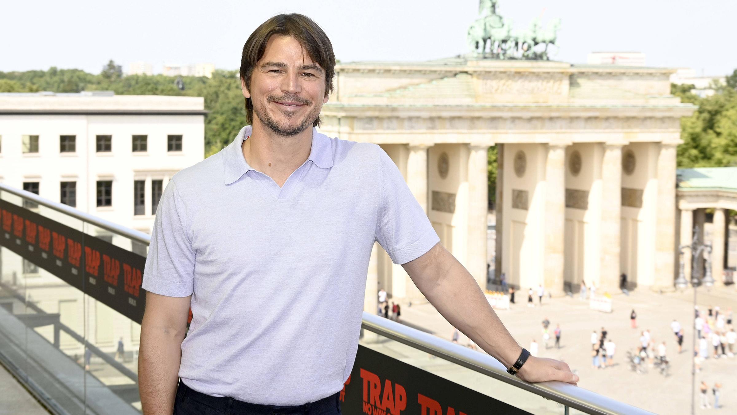 Die Premiere seines Films feiert der einstige Hollywood-Herzensbrecher in Berlin. Ansonsten lebt Josh Hartnett ein unaufgeregtes Familienleben in England, wie er selbst sagt. (01.08.2024)