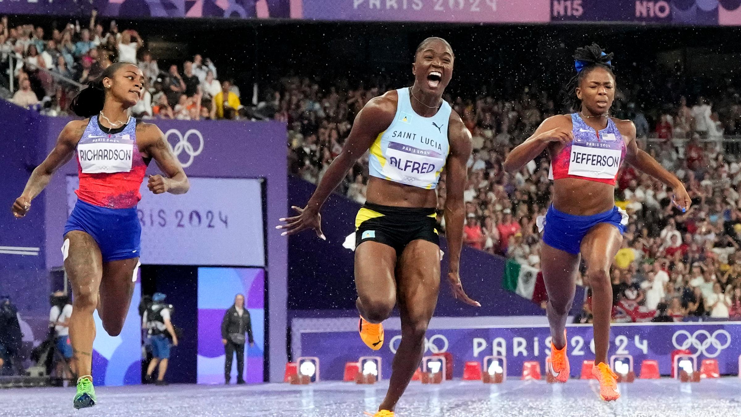 Julien Alfred aus St. Lucia jubelt nach ihrem Sieg im 100-Meter-Finale.