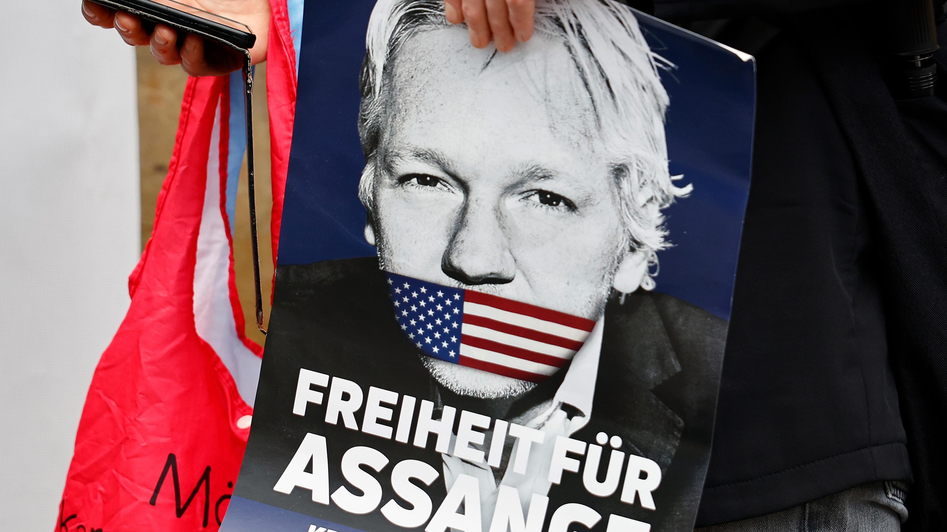 Julien Assange