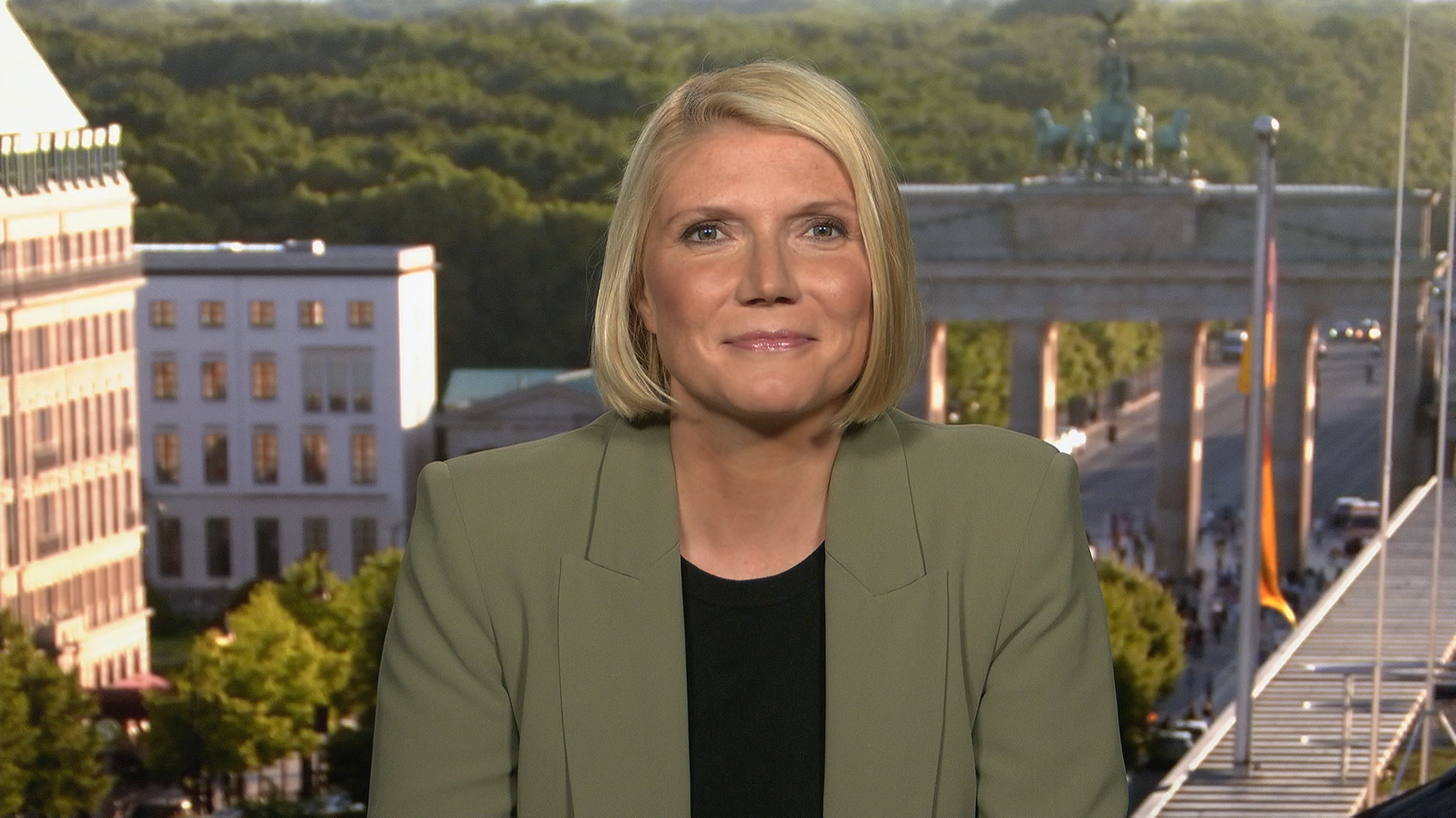 Politikwissenschaftlerin Cathryn Clüver bei ZDFheute live.