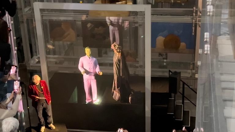 Artificial intelligence: artist marries AI hologram