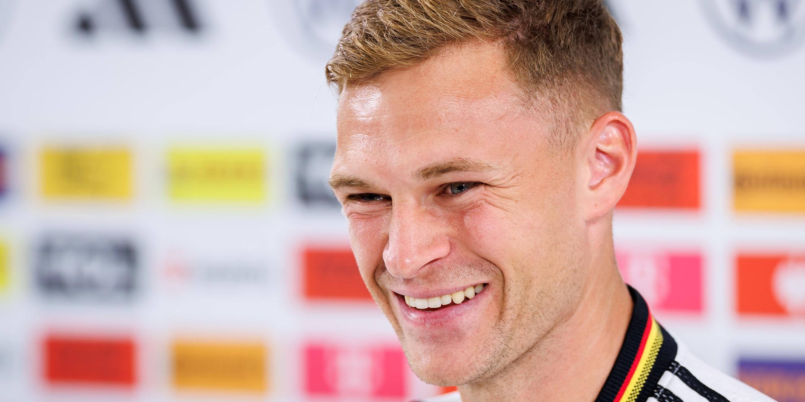 Joshua Kimmich in der Pressekonferenz vor den Spielen gegen Ungarn und Niederlande.