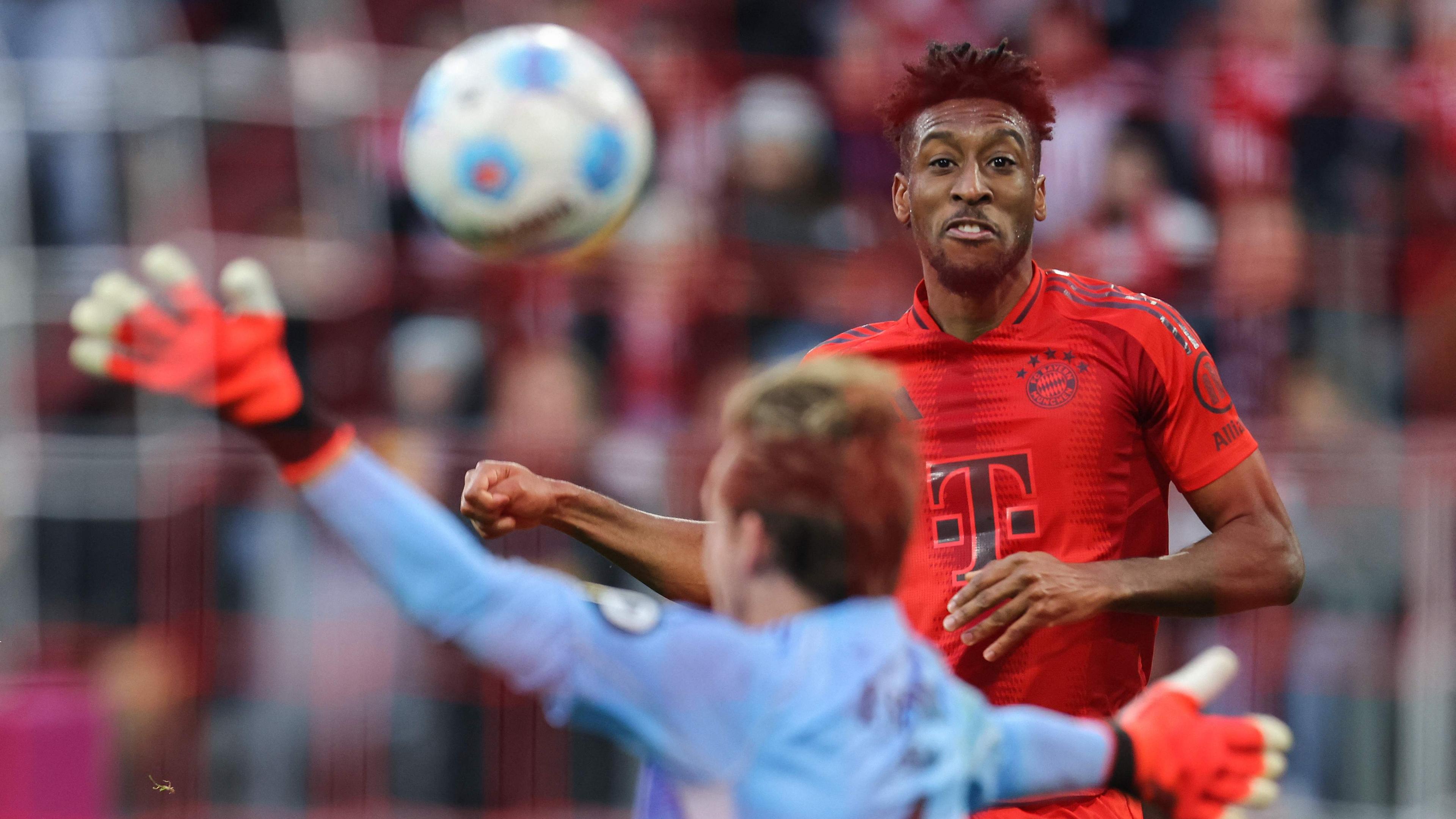 Bayern Münchens Flügelspieler Kingsley Coman erzielt im Spiel gegen Union Berlin das Tor zum 2:0.