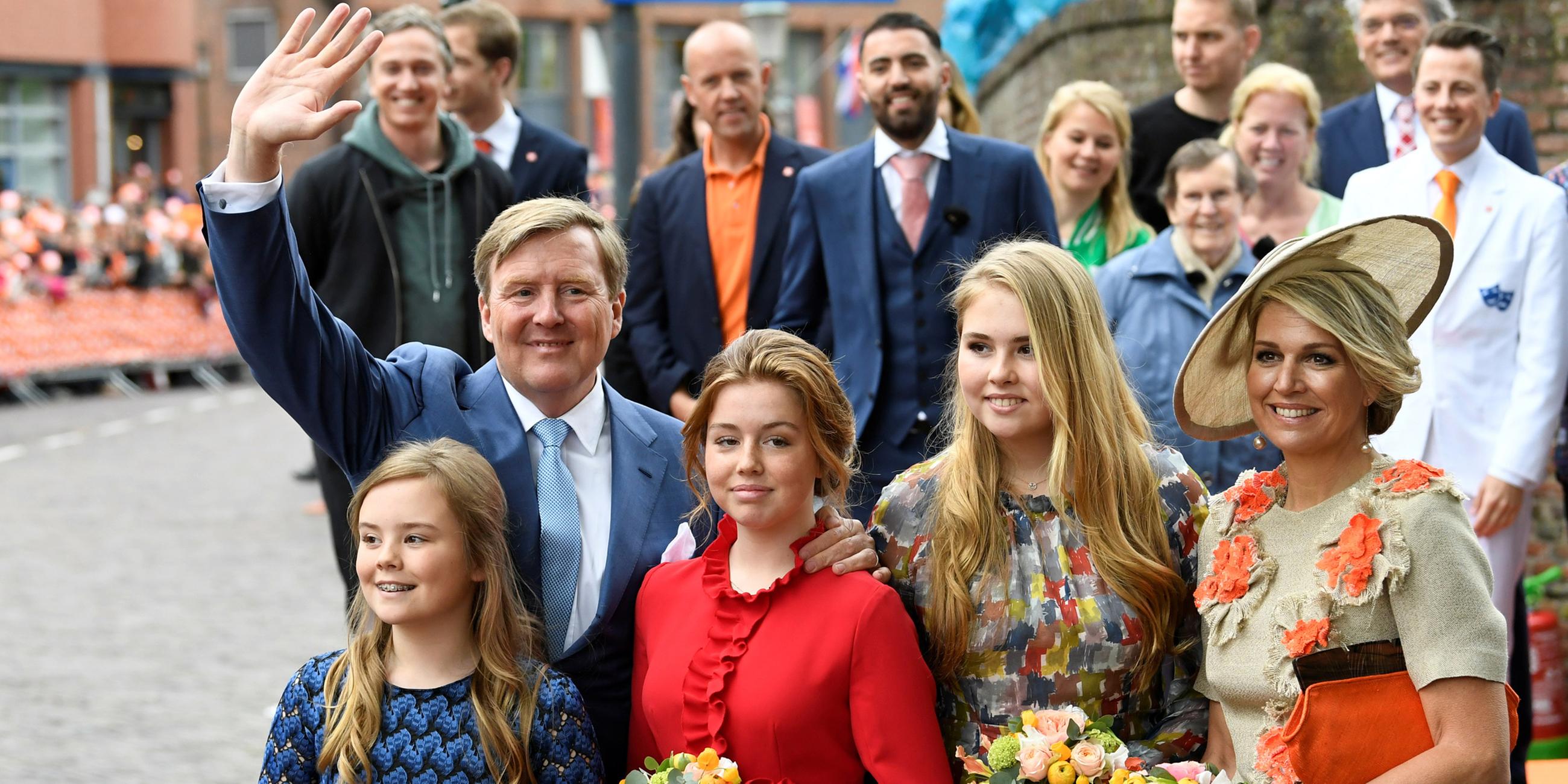 König Willem-Alexander und Königin Maxima mit ihren Töchtern, Prinzessin Ariane,  Prinzessin Alexia und Prinzessin Catharina-Amalia am 27.04.2019 in Amersfoort