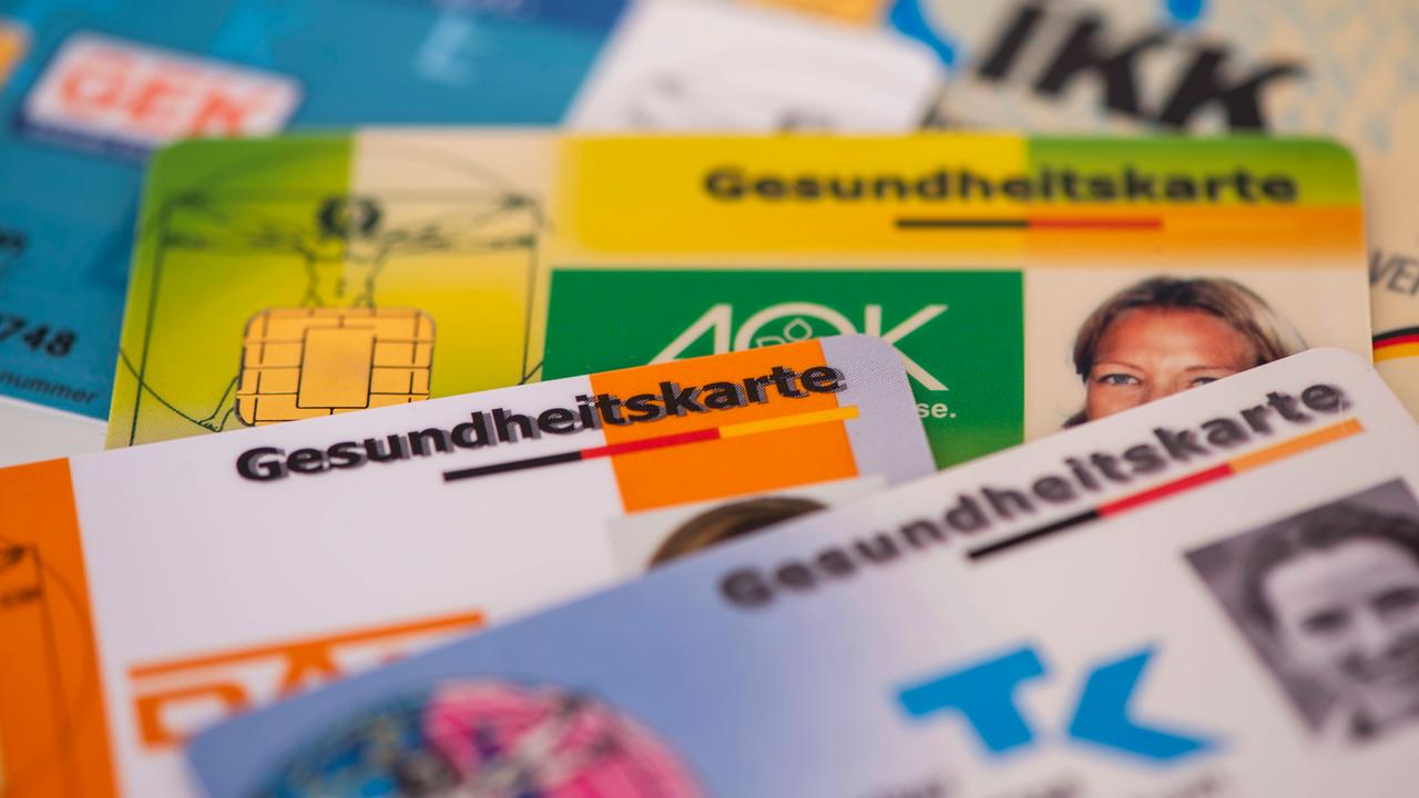 KrankenkassenBeiträge steigen 2025 ZDFheute