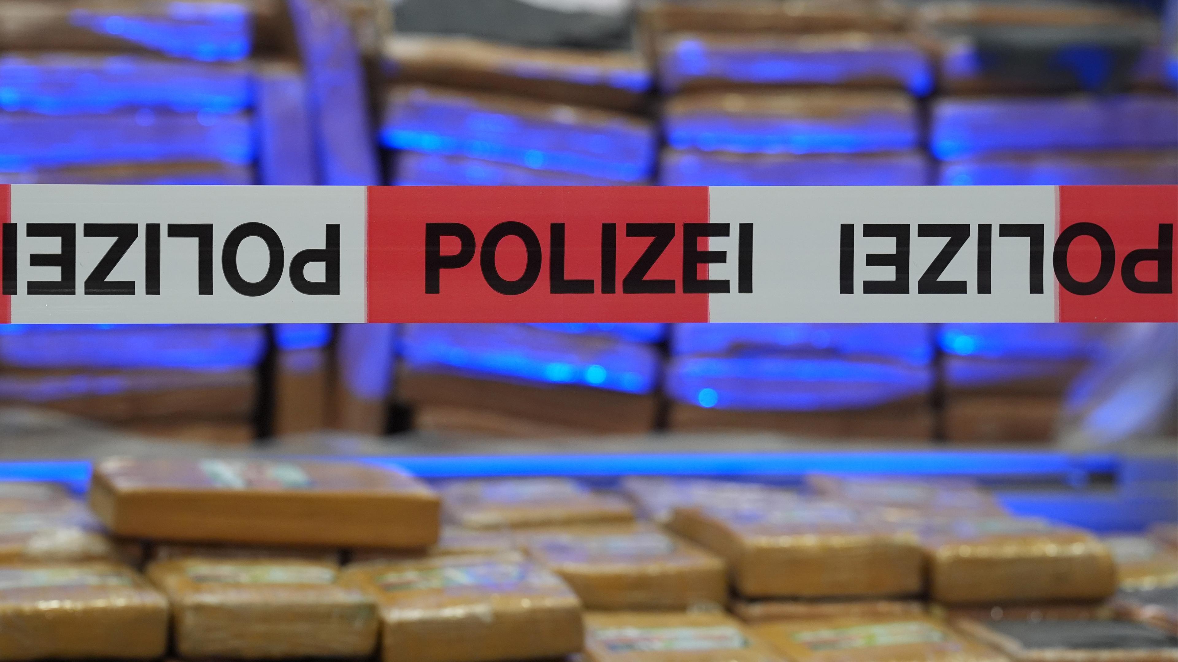 Polizei stellt 2,1 Tonnen Kokain sicher