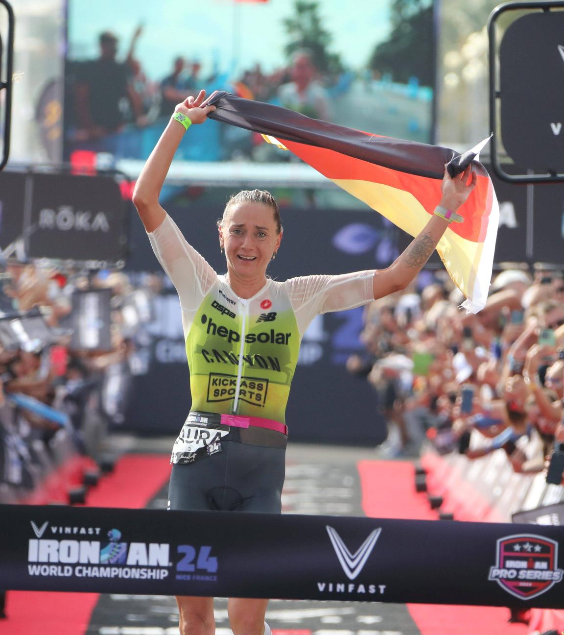 Laura Philipp gewinnt die Ironman-WM-Premiere der Frauen in Nizza.