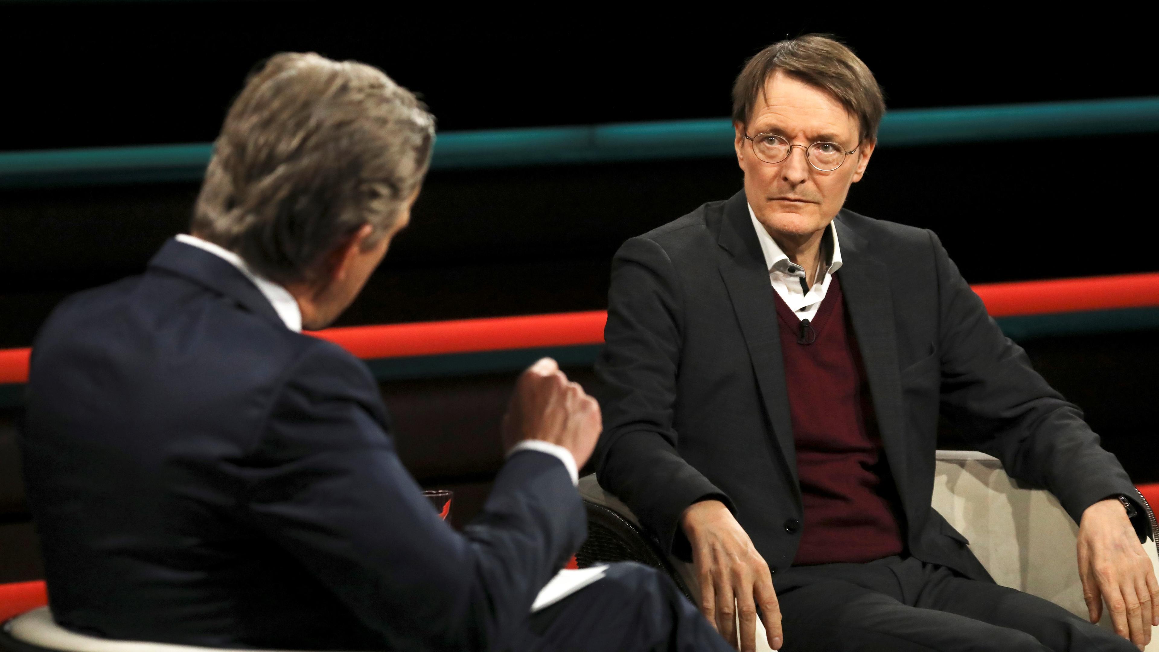 Bundesgesundheitsminister Karl Lauterbach zu Gast in der Sendung von Markus Lanz.