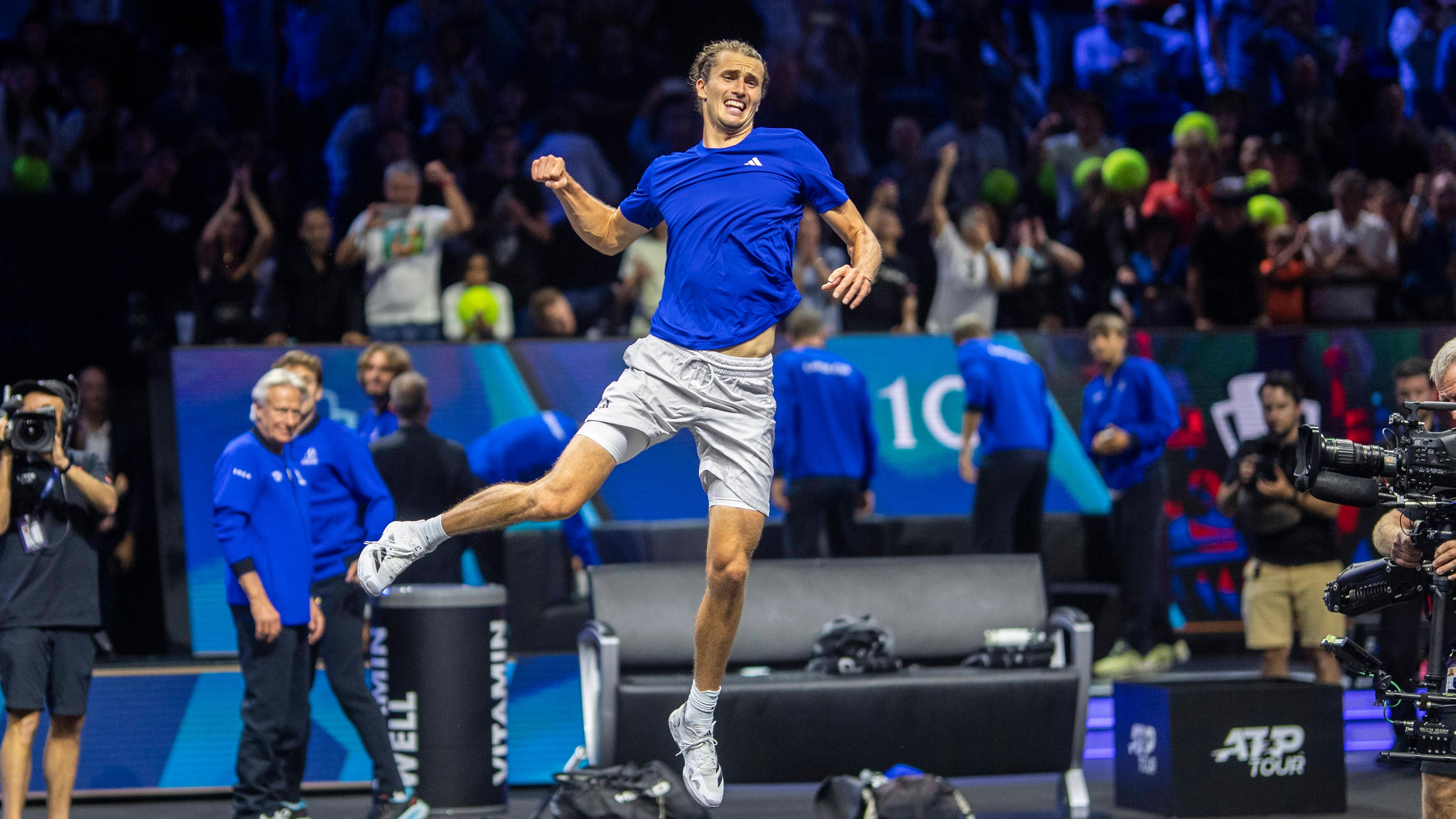 Alexander Zverev aus dem Team Europe jubelt nach seinem Sieg gegen Frances Tiafoe aus dem Team World beim Laver Cup.