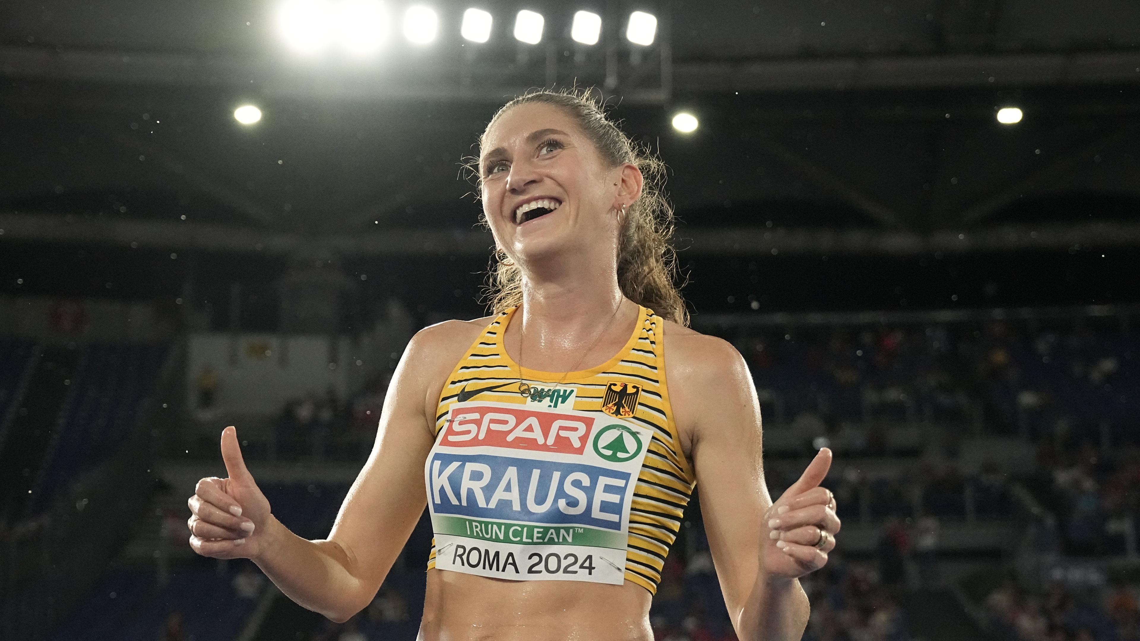 Leichtathletik-EM 2024: Gesa Felicitas Krause aus Deutschland freut sich über Silber im 3000-Meter-Hindernislauf.