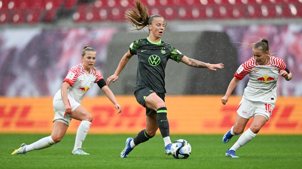 Wolfsburg Verdirbt RB-Frauen Arena-Premiere | Frauen-Bundesliga ...