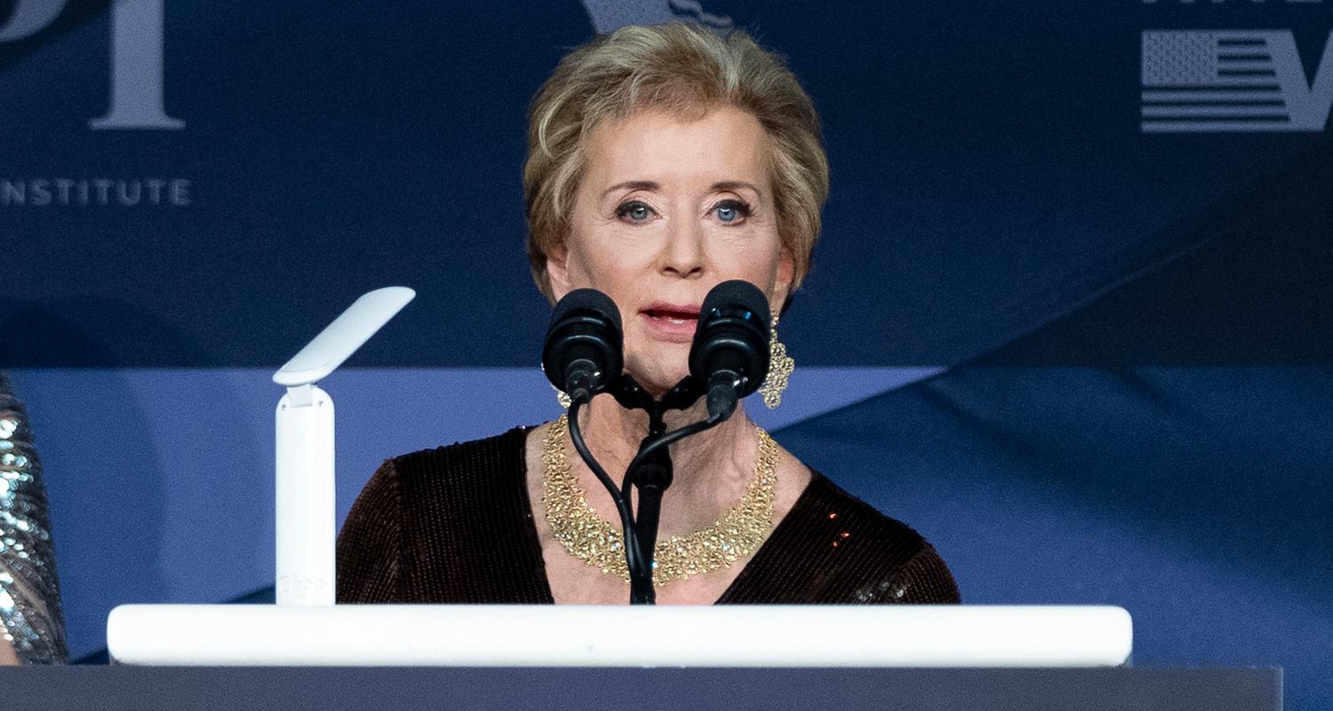 Linda McMahon spricht bei der Gala des "America First Policy Institute"