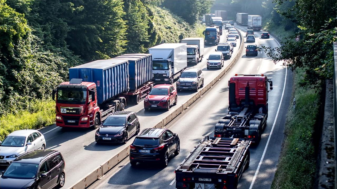 LKW-Maut auf Bundesstraßen - ZDFheute