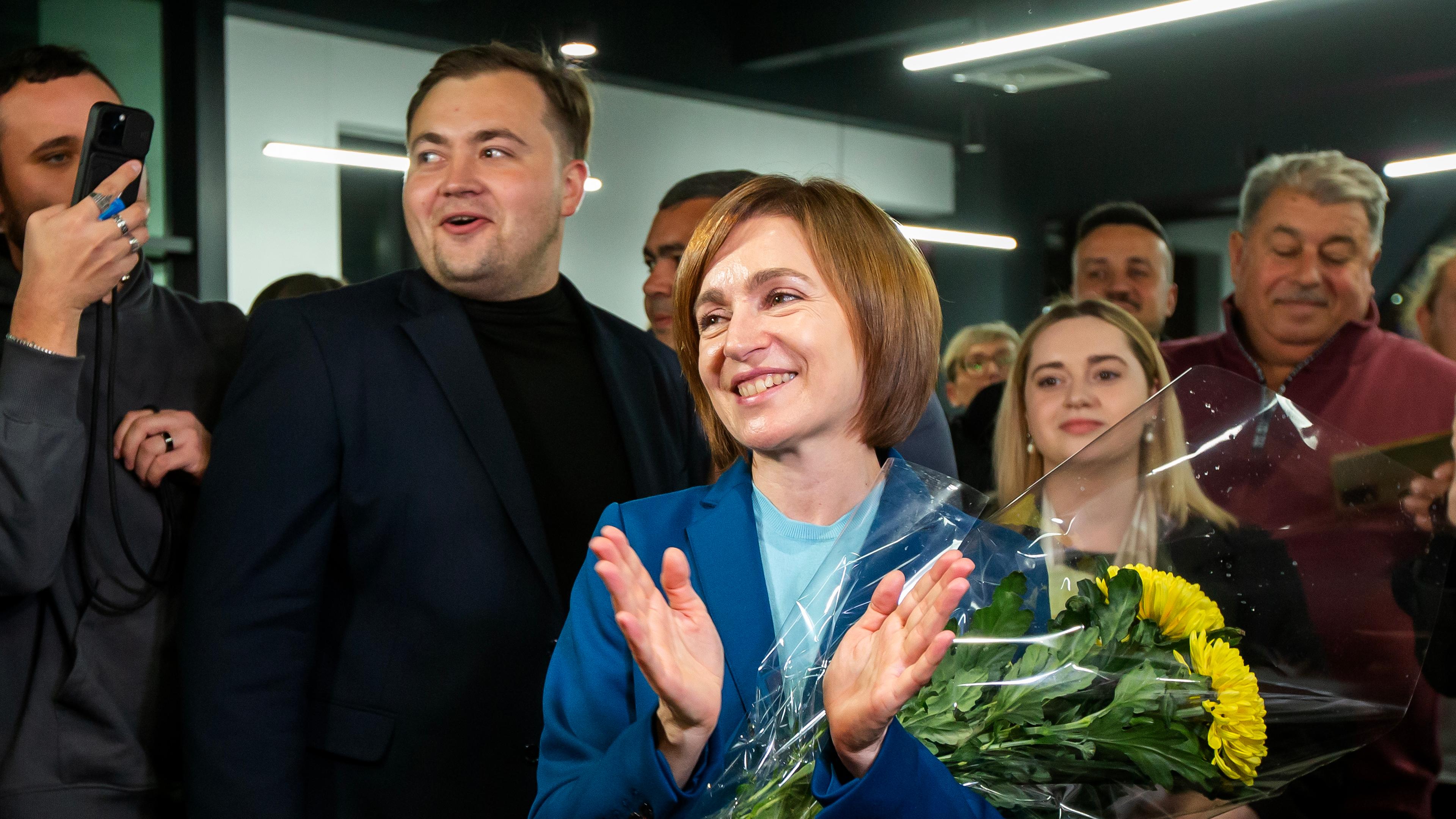 Bei der Stichwahl um das Präsidentenamt in der Republik Moldau hat die prowestliche Staatschefin Maia Sandu nach Auszählung fast aller Stimmen gewonnen.